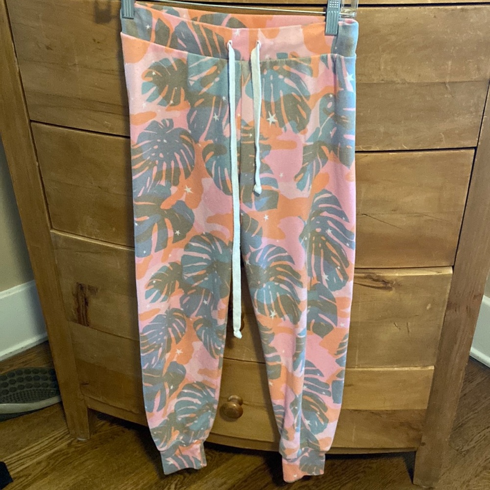 Wild fox, sweat, pants, size small, good used condition